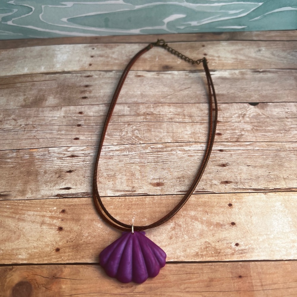 Purple Shell Pendant Necklace
